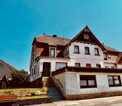 Wohnen mit Charme und Raum zur Entfaltung – Großzügige Doppelhaushälfte mit Garten in Haina-Löhlbach