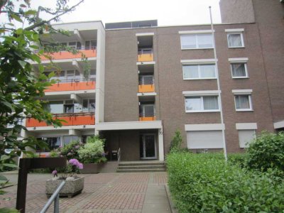 3 Zi, KDB, 78 m², Süd-Loggia, ruhige Lage in Neuss-Holzheim
