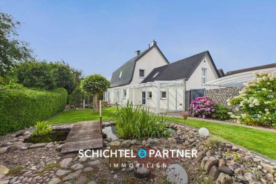 Ganderkesee | Hochwertiges Zweifamilienhaus mit großzügigem Garten & Carport