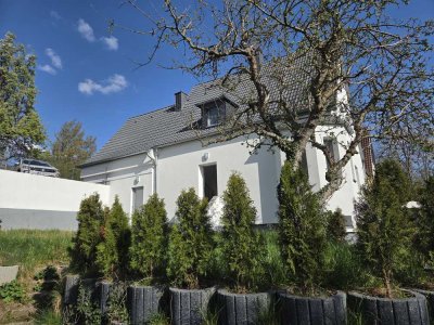 Doppelhaushälfte zur Vermietung – Alt und Jung unter einem Dach.........