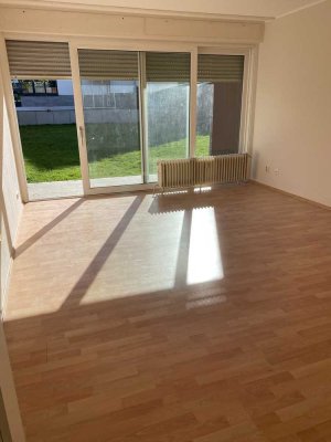 1-Zimmer Erdgeschosswohnung mit kleiner Terrasse in Schlangenbad-Hausen vor der Höhe