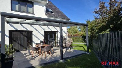 Barsinghausen OT: Exklusive Doppelhaushälfte in ruhiger Lage, EE-Klasse A+, 138m², 6 Zimmer, BJ 2023