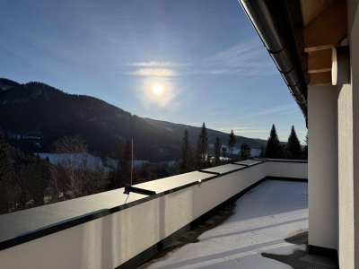 25 – Sonnige Dachgeschoss-Maisonette am Semmering – Ihr Panorama-Paradies – Provisionsfrei mit Zweitwohnsitzwidmung