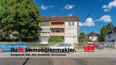Gepflegte 3 Zimmer Wohnung mit Balkon im 1.OG