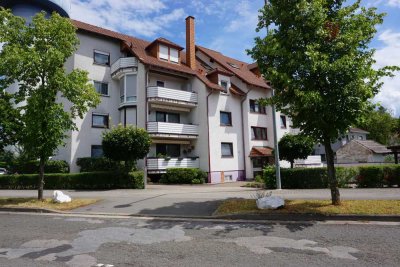 Schönes Appartement kpl. gefliest mit Einbauküche, Keller und Kfz-Stellplatz in Germersheim