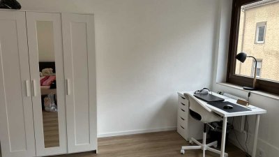 WG -Zimmer - möbiliert in zentraler Lage
