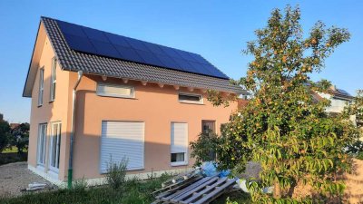 Wohnen auf Zeit: Erstbezug 4-Zimmer-Einfamilienhaus in Schutterwald