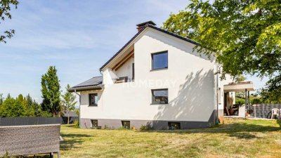 Modernisiertes Einfamilienhaus mit großzügigem Wohnkomfort und nachhaltiger Technik
