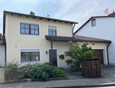 Großes Reihenhaus mit beheizbaren Wintergarten in 85469 Walpertskirchen
