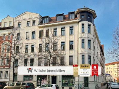 Frei ab 01.09.25, Gepflegte Altbauwohnung mit Stil – Parkett, Aufzug & Top-Lage!