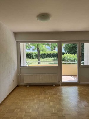 Schöne, helle Wohnung mit Blick ins Grüne