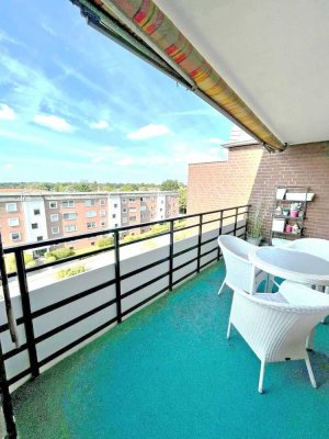 Helle und moderne 3 Zimmer Wohnung mit Weitblick, direkt im Zentrum gelegen
