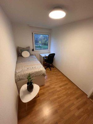 �Stilvolles 1-WG Zimmer mit Blick ins Grüne - für Auszubildende und Berufstätige �