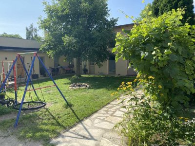 Exklusive, neuwertige 3-Raum-Loft-Wohnung mit gehobener Innenausstattung mit EBK in Babelsberg