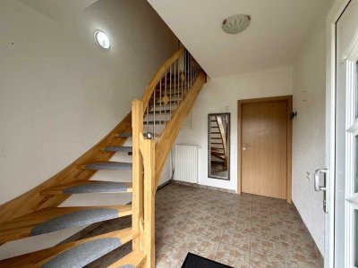 Doppelhaushälfte zur Miete in Burbach-Lippe