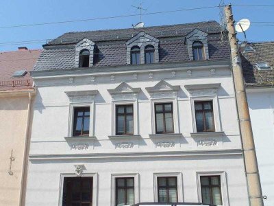 Außergewöhnliche 2-Zimmer-Dachwohnung mit Wintergarten * Übernahme Einbauküche möglich