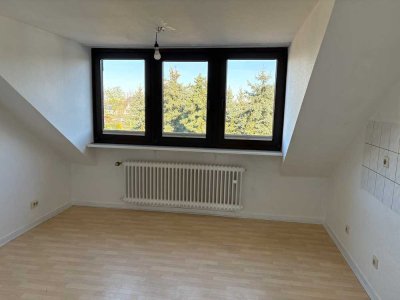 Helle 2-Zimmer-Wohnung, gut geschnitten plus Wohnküche
