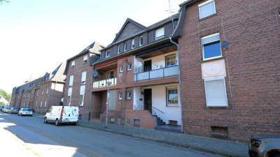 Gepflegtes Haus, geeignet für eine Familie oder als Zimmervermietung..