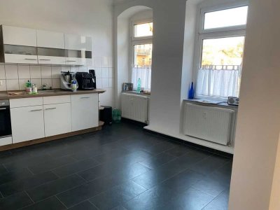 Schöne große Terrassenwohnung ( Kapitalanlage )