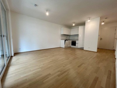 ab sofort verfügbar: Moderne 2-Zimmer-Wohnung mit Balkon zum Innenhof