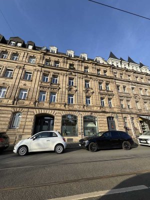 Attraktive Dachgeschoss-Maisonette, Saniertes Jugendstiljuwel in Johannis!