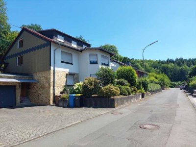 Solides EFH mit ELW in Kirchen-Wehbach