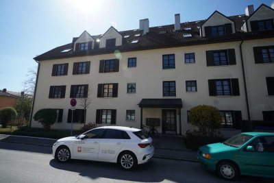 Helle 2,5-Zimmer Maisonette-Wohnung im 3. OG mit Balkon in Ingolstadt zentrumsnah