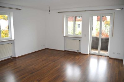 Geräumige 3-Zimmer-Obergeschosswohnung in Ruhiger Lage