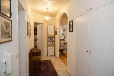 Seltene Kaufgelegenheit: Seniorengerechte 2,5-Zi.-Wohnung mit Aufzug, Balkon & TG in Bad Rothenfelde