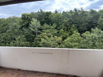 Vollständig renovierte 3-Zimmer-Wohnung mit Balkon und EBK in Kaiserslautern