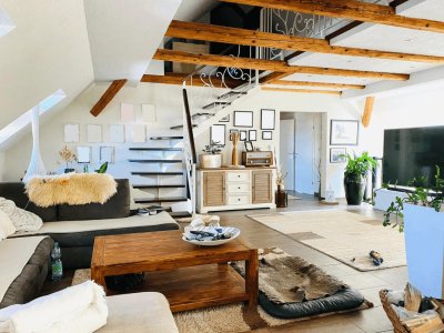 Großzügige, klimatisierte Penthouse-Wohnung im Maisonette Stil (165m²) mit Terrasse in der Innenstadt von Fürstenfeld zum Mieten!