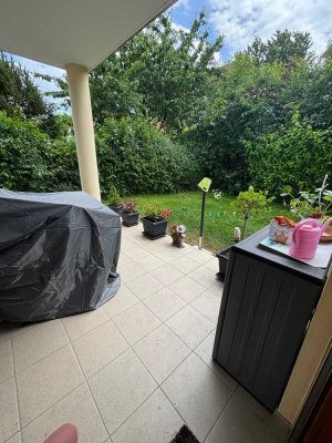 ***Freundliches Domizil mit eigenem Gartenanteil***