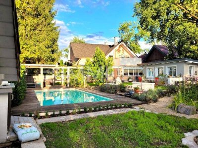 Traumhafte Residenz in Salzburger Stadtnähe mit Pool und Pavillon