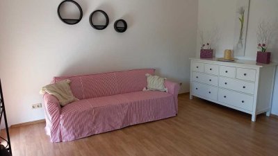 sehr schöne, zentrale 2-Zimmer Wohnung