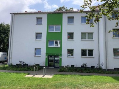 Sanierte 3-Zimmer-Wohnung mit Balkon in energetisch modernisiertem Mehrparteienhaus