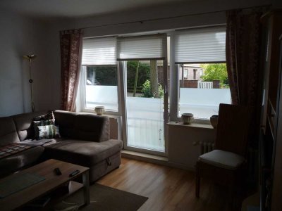 Geschmackvolle, gepflegte 2-Raum-Hochparterre-Wohnung mit gehobener Innenausstattung in Bremen