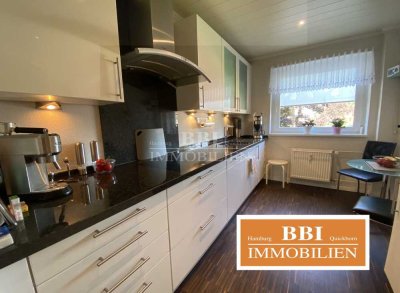 Tolle 4 Zimmer Eigentumswohnung mit Balkon und Tiefgaragenstellplatz