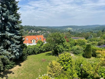 Charmantes Ein- bis Zweifamilienhaus mit herrlichem Ausblick - provisionsfrei
