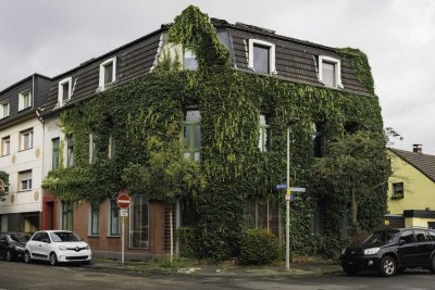 Freundliche 6,5-Zimmer-Wohnung in Oberhausen mit guter Rendite