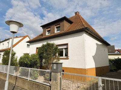 Charmantes Einfamilienhaus mit großem Garten und Garage in ruhiger Lage von Mühlheim am Main