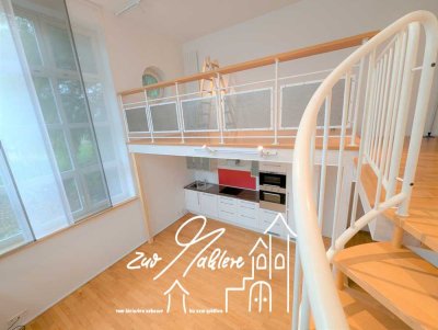 ***besonderes Loft***in besonderer Lage***