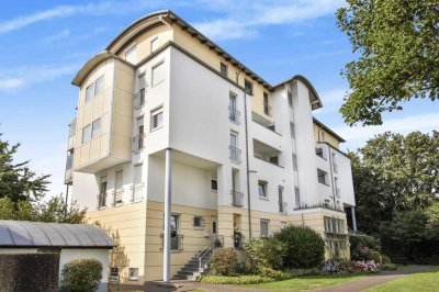 Bremen–Neue Vahr Südwest: Barrierefreie 3-Zimmer-Wohnung mit Balkon und TG-Stellplatz
