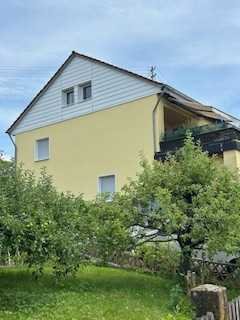 Großzügige 6-Zimmer-Doppelhaushälfte in Ortenberg