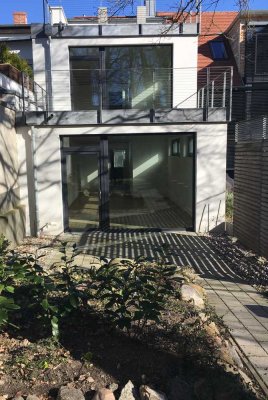 Maisonette-Apartment im Architektenhaus an der Stadtmauer, Neubau, 2 Terrassen Süden, Stellplatz, 5G