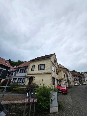 Einfamilienhaus, mit Garage und Terrasse, in Rula zu verkaufen :)