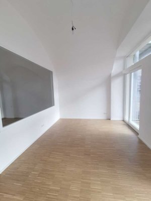 Stilvolle 2-Raum-Erdgeschosswohnung mit 15m2 Balkon und EBK in Germersheim