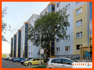 Moderne, bezugsfertige 3-Raum-Wohnung! Aufzug // Wannenbad // Balkon mit Blick ins Grüne!