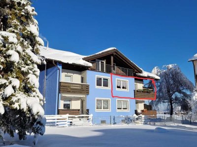 Ruhige 3-Zimmer-Wohnung mit Blick auf das Zugspitzmassiv