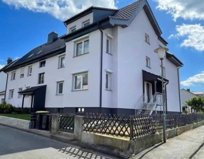 Großzügige 3-Zimmer-WE in frisch saniertem 3-Familienhaus