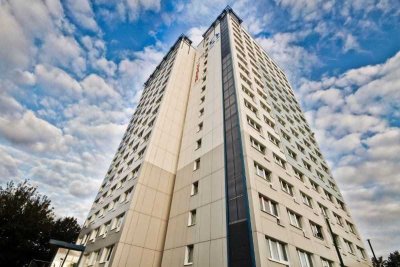 Zum November 2025 wartet diese frisch sanierte Singlewohnung mit perfekter Anbindung in die City auf